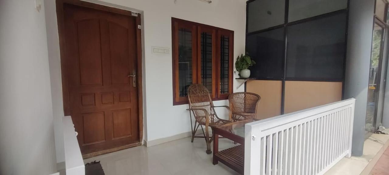 Hostel Calaila فاركَالا المظهر الخارجي الصورة