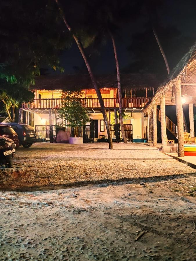 Hostel Calaila فاركَالا المظهر الخارجي الصورة